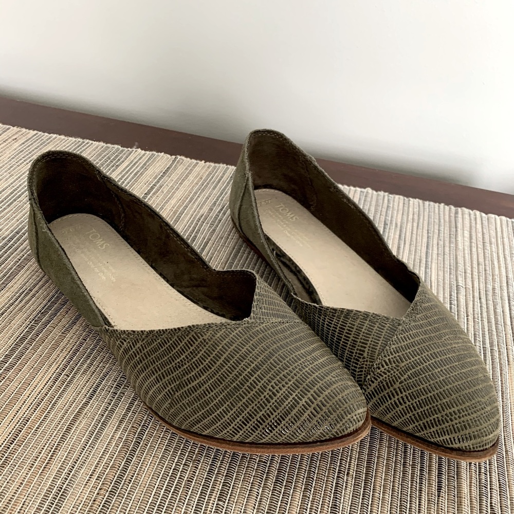 Toms Jutti Suede Emboss Tarmac Olive Flat